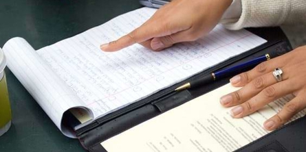 Notesblok og lommeregner